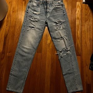 Size 4 x-long ripped mom jeans